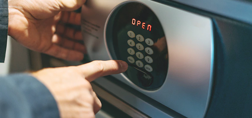 Cash Safe Openers in Woodland, California