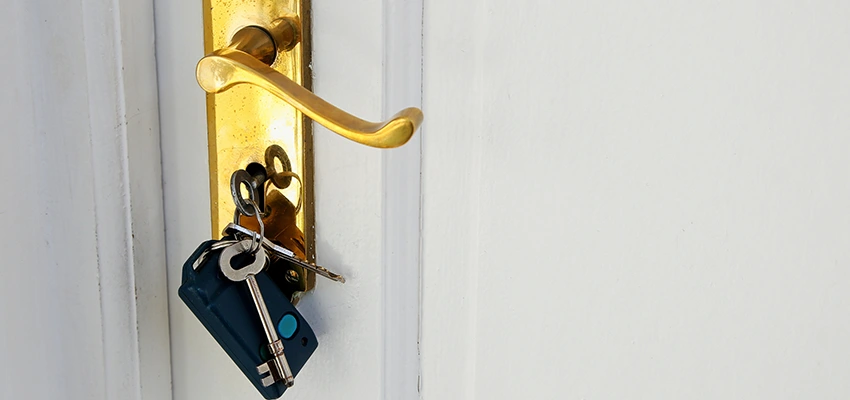 Broken Door Key Extraction in Woodland, CA